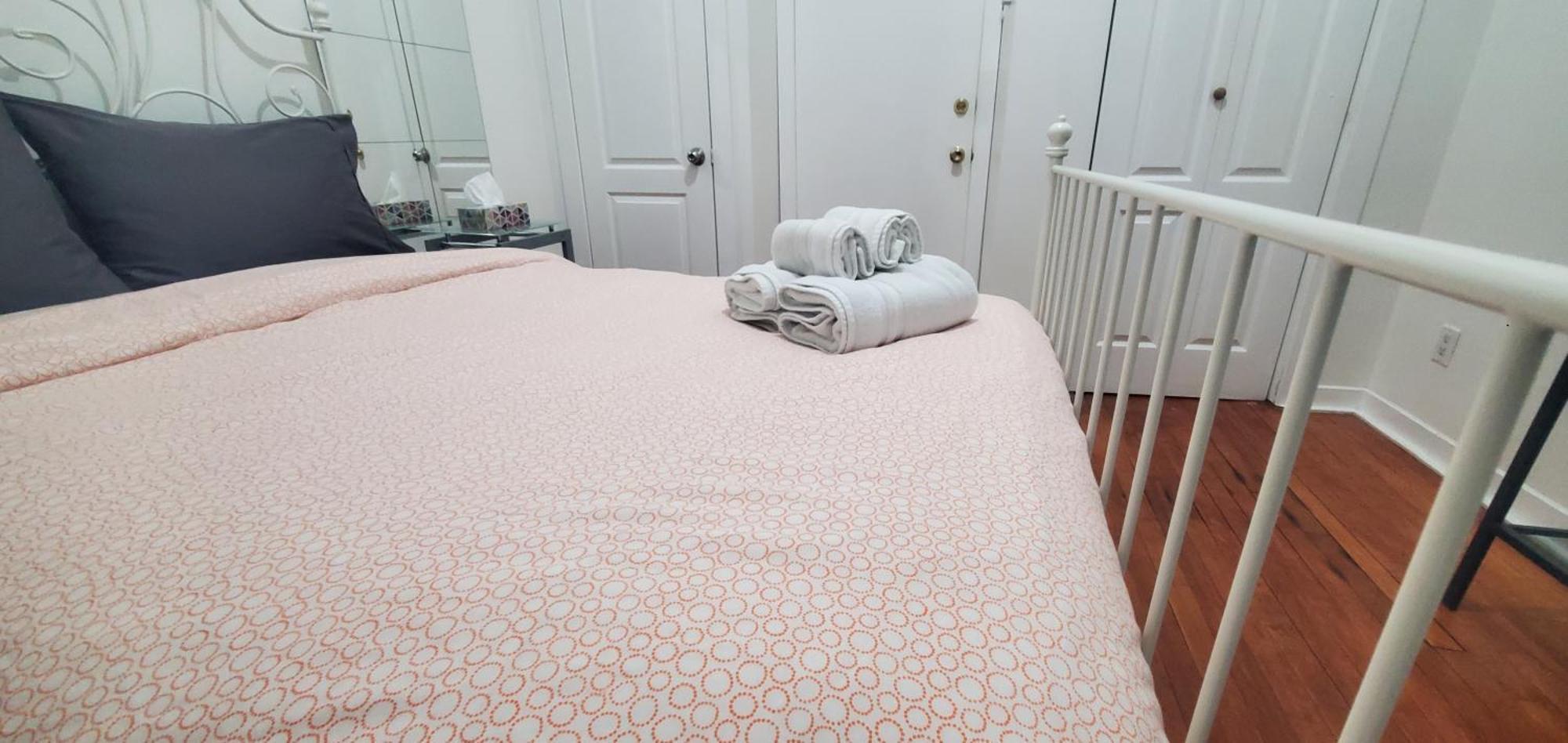 몬트리올 Heart Of Mtr For Memorable Experience 7Minmetro 2 Backyard Fully Equipped 빌라 외부 사진
